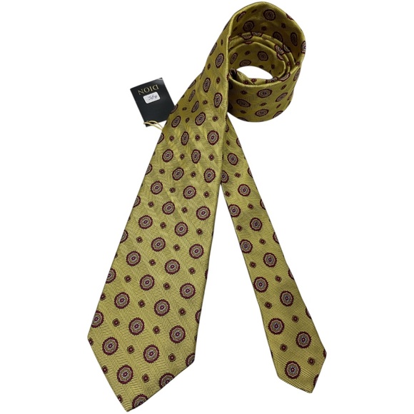 🆕DION Gold Geometric Medallion Geometric Silk LUXURY Tie HANDMADE CANADA - Picture 1 of 5